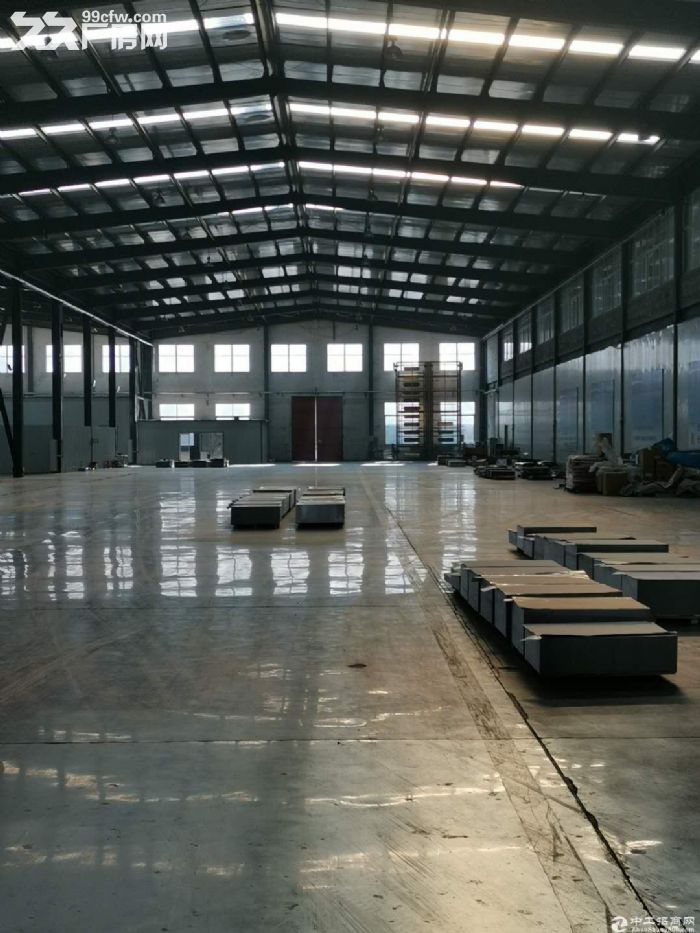 出租长清经开区厂房现房 层高11米 闲置随时看房  个人房源 非诚勿扰-图2