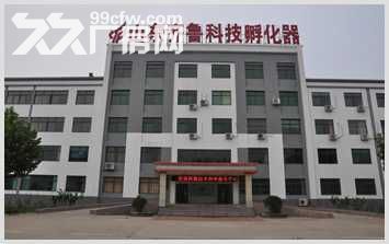 山东齐鲁科技企业孵化器院内三层车间5096平出租